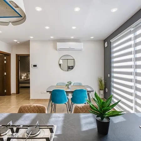 Designer 2br In The Centre Of Marsascala By 360 Estates *