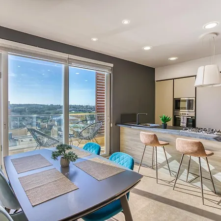 Designer 2br In The Centre Of Marsascala By 360 Estates