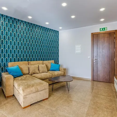 Designer 2br In The Centre Of Marsascala By 360 Estates Lägenhet *