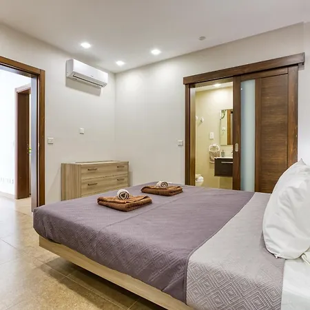 Designer 2br In The Centre Of Marsascala By 360 Estates Lägenhet