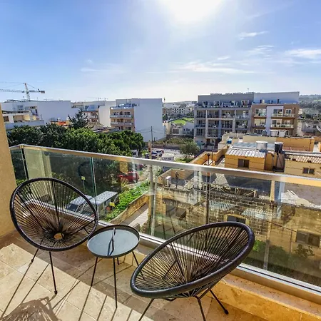 Designer 2br In The Centre Of Marsascala By 360 Estates Appartamento *