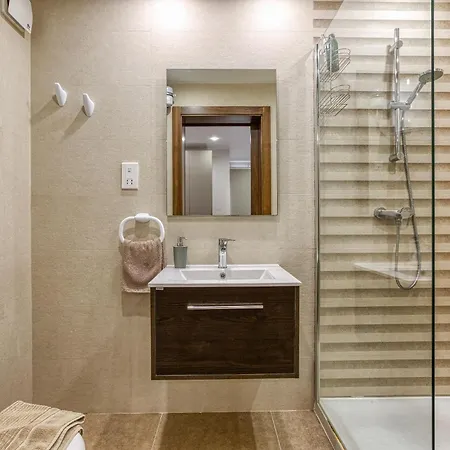 Designer 2br In The Centre Of Marsascala By 360 Estates * Marsaskala