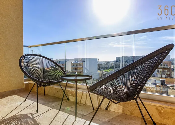 Designer 2br In The Centre Of Marsascala By 360 Estates Апартаменты Марсаскала