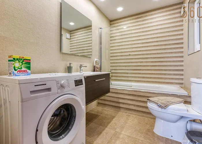 Designer 2br In The Centre Of Marsascala By 360 Estates