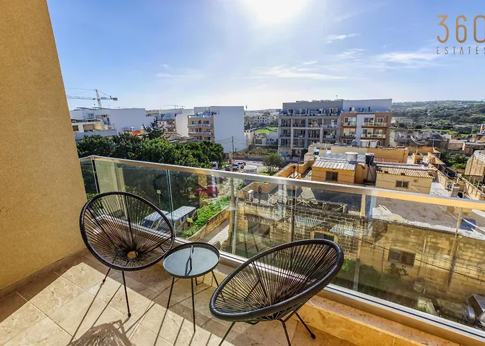 Designer 2br In The Centre Of Marsascala By 360 Estates Апартаменты *