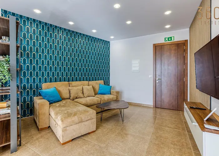 Designer 2br In The Centre Of Marsascala By 360 Estates Апартаменты *