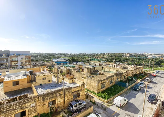 Designer 2br In The Centre Of Marsascala By 360 Estates *