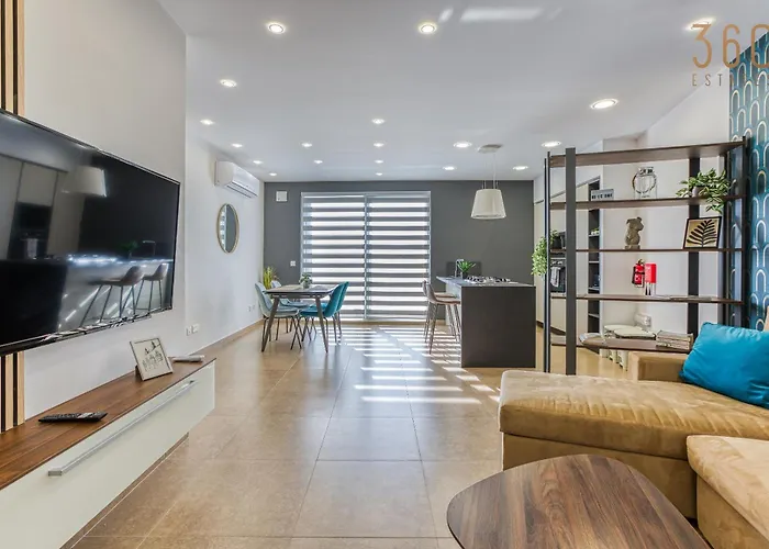 Designer 2br In The Centre Of Marsascala By 360 Estates *